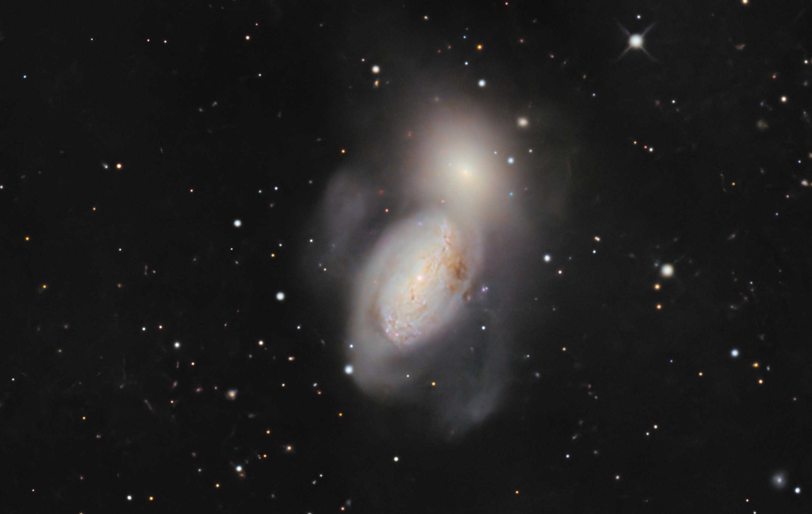 Arp94 NGC3227 NGC3226 peculär galaxy