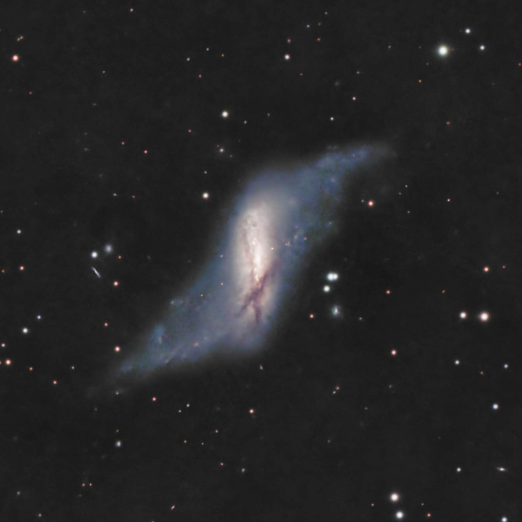 NGC660